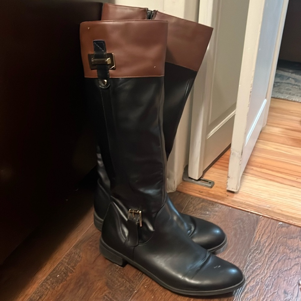 Karen Scott riding boots size 9